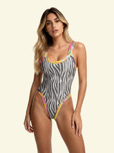 XS