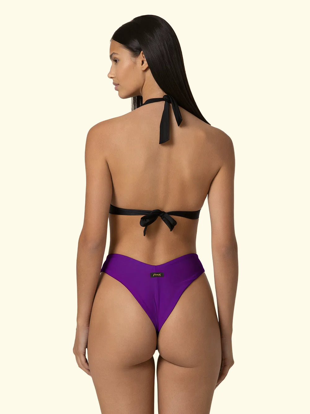 XS